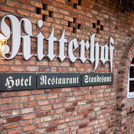 Ritterhof Kampehl Hotel Neustadt  Екстериор снимка