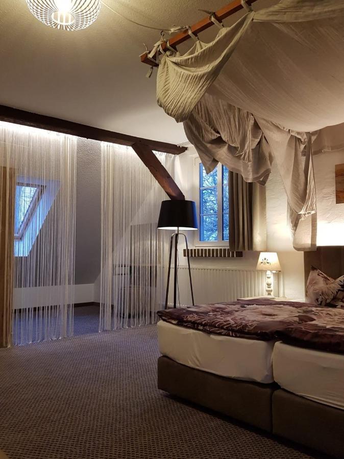 Ritterhof Kampehl Hotel Neustadt  Екстериор снимка