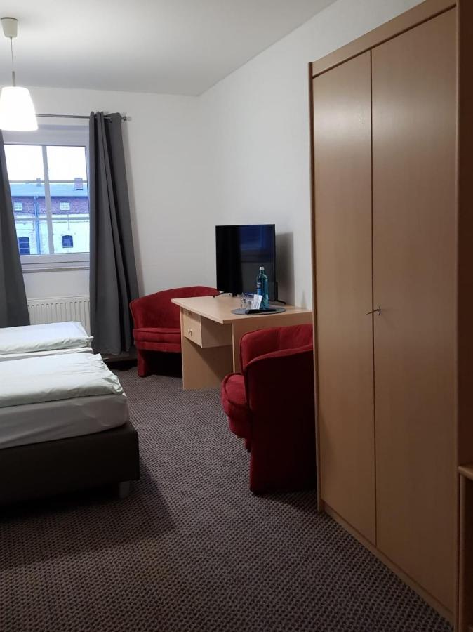 Ritterhof Kampehl Hotel Neustadt  Екстериор снимка