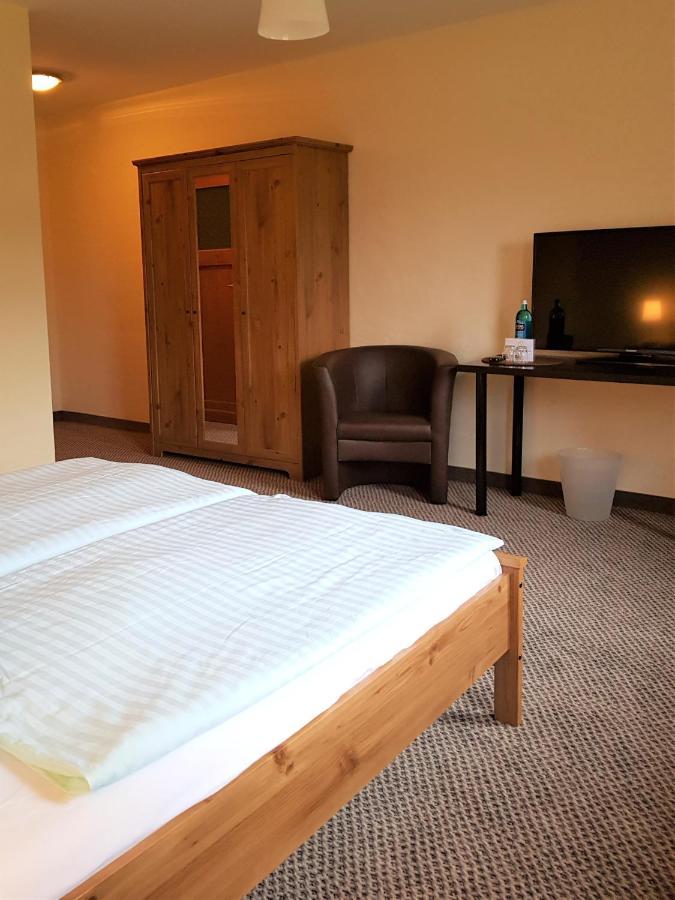 Ritterhof Kampehl Hotel Neustadt  Екстериор снимка
